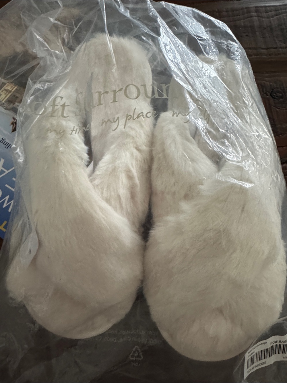 Soft Surroundings Plush Cream Faux-Fur Slippers